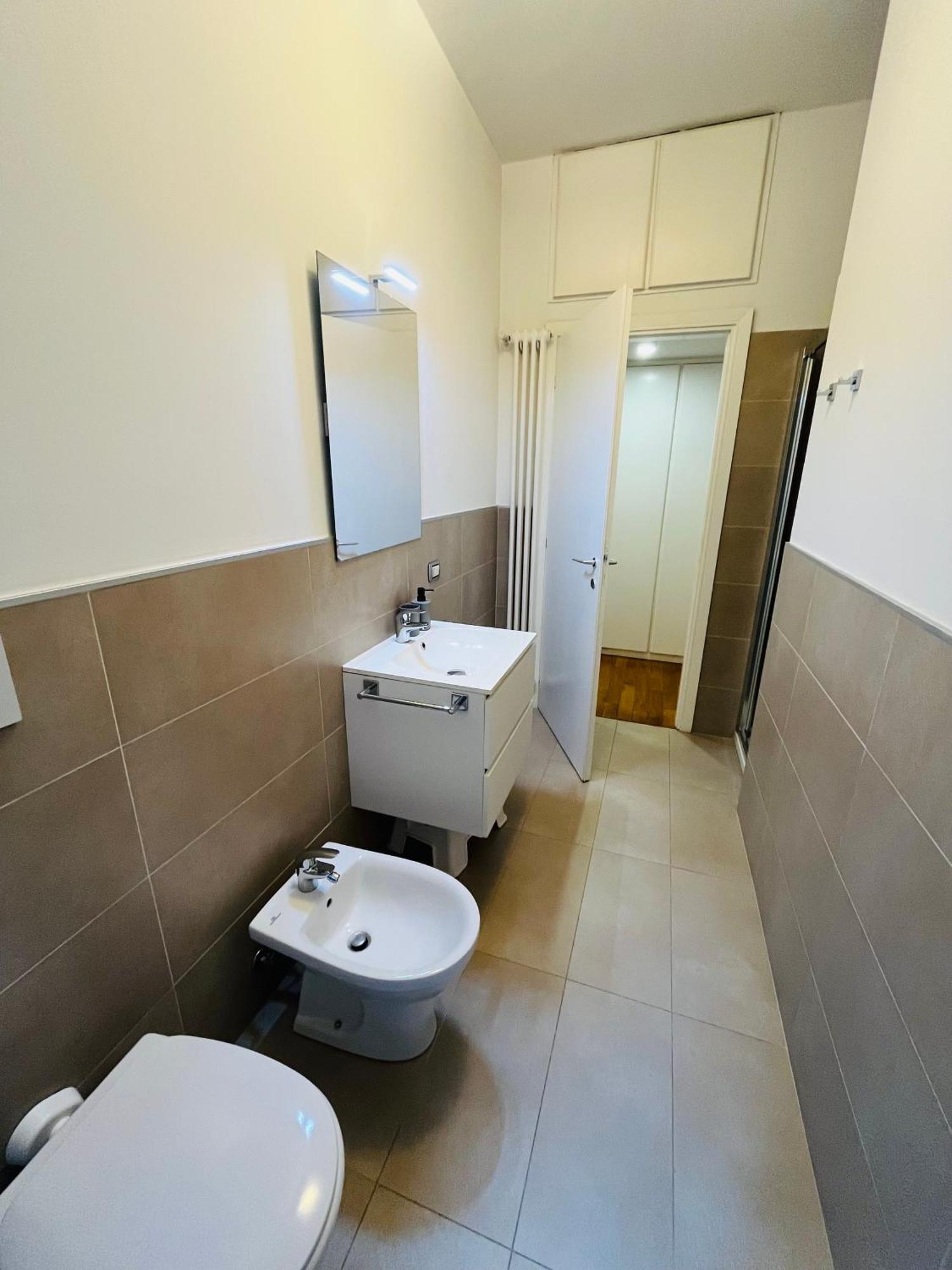 Mercalli 5 Milan Bagian luar foto